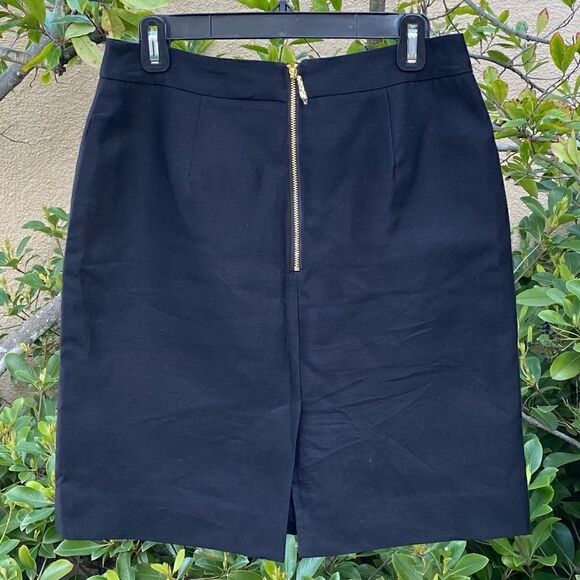 Kate Spade New York Skirt the Rules Black Skirt w/Metal Chain Detail. Sz 6 NWOT - Picture 2 of 6